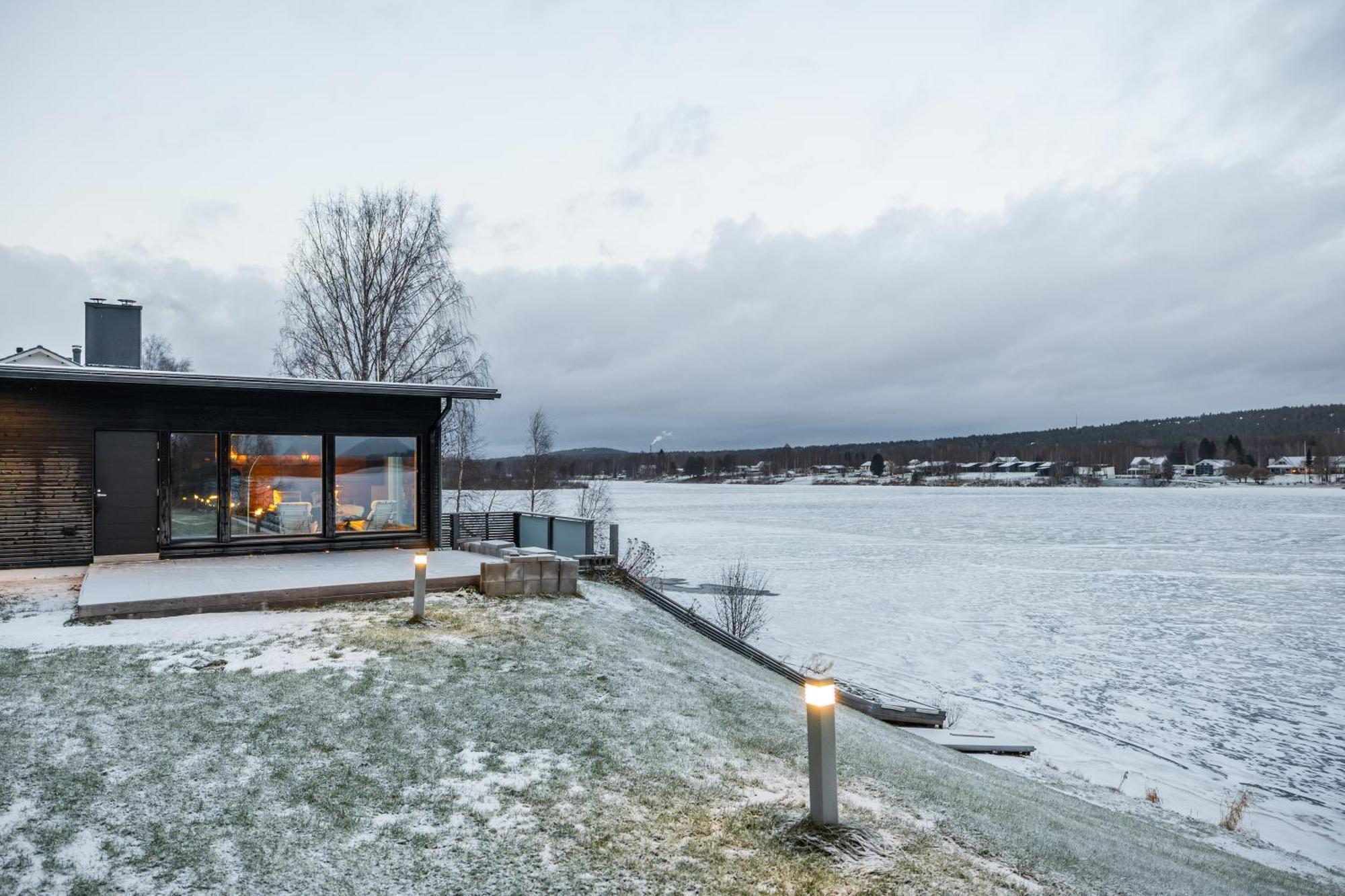 Northern Lights River Nest Villa Rovaniemi Exterior photo